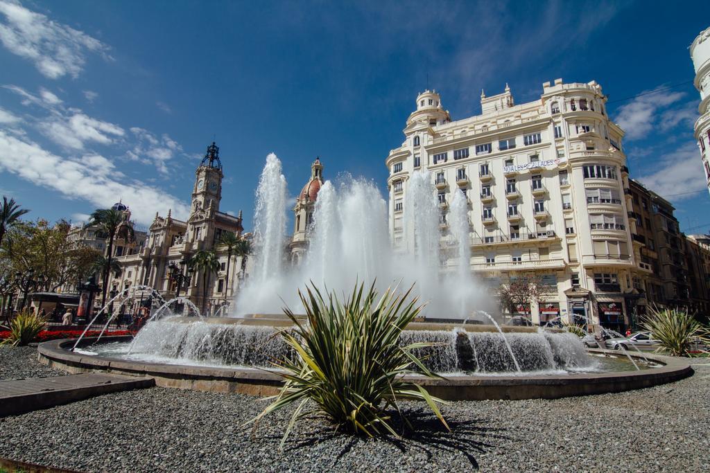 Mon Suites Catedral Valencia Exteriör bild